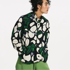 Homme Plissé Issey Miyake Jacket size 4 (XL)